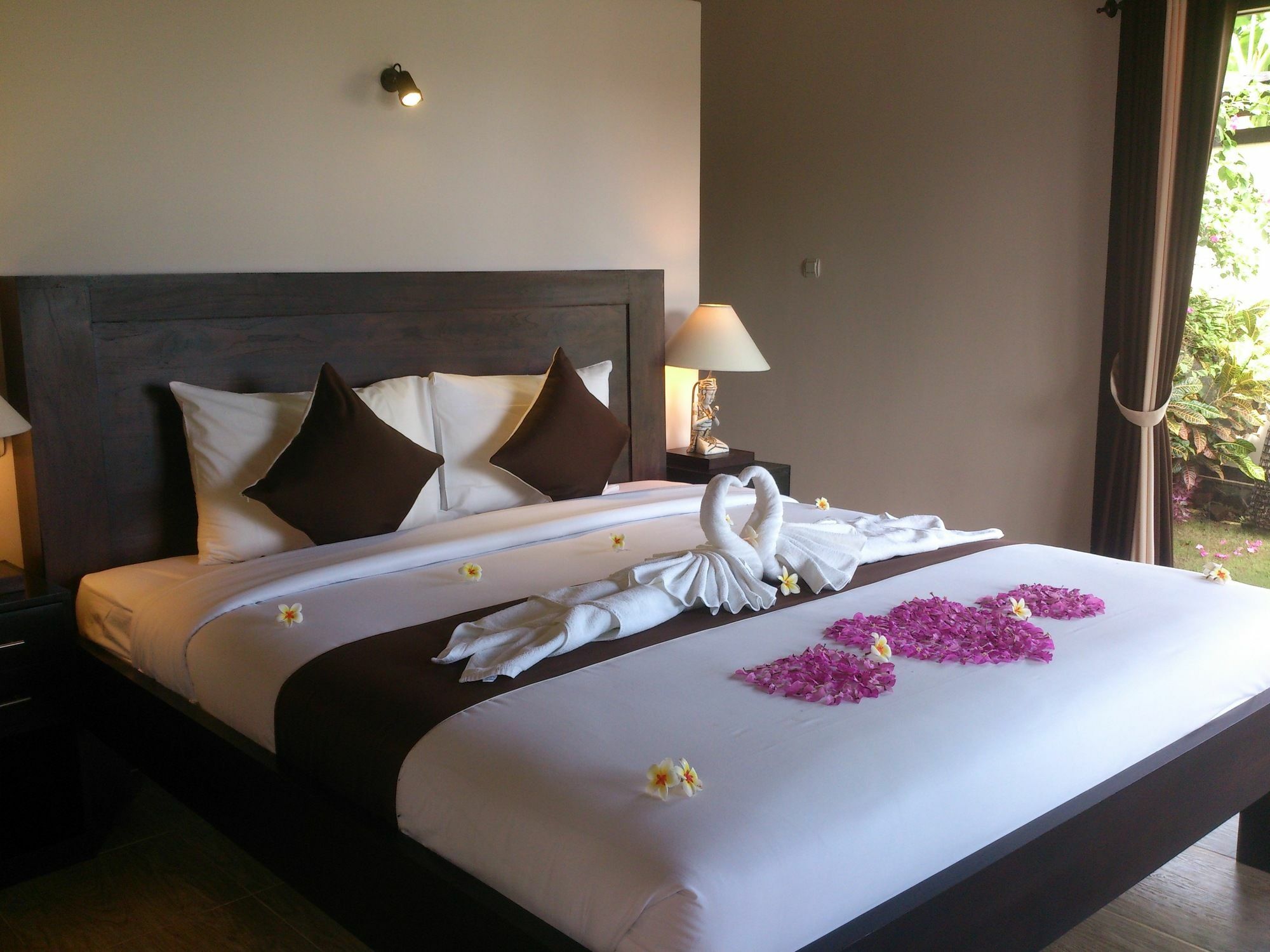 ปันดาวา วิลเลจ Hotel โลวินา ภายนอก รูปภาพ